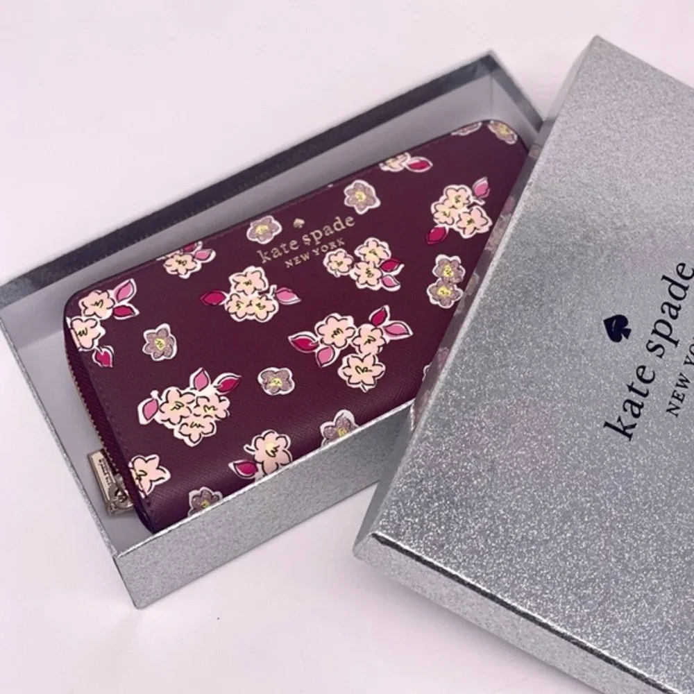 Kate Spade Tinsel Boxed Large Continental Wallet